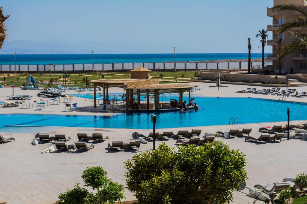 Tolip Resort