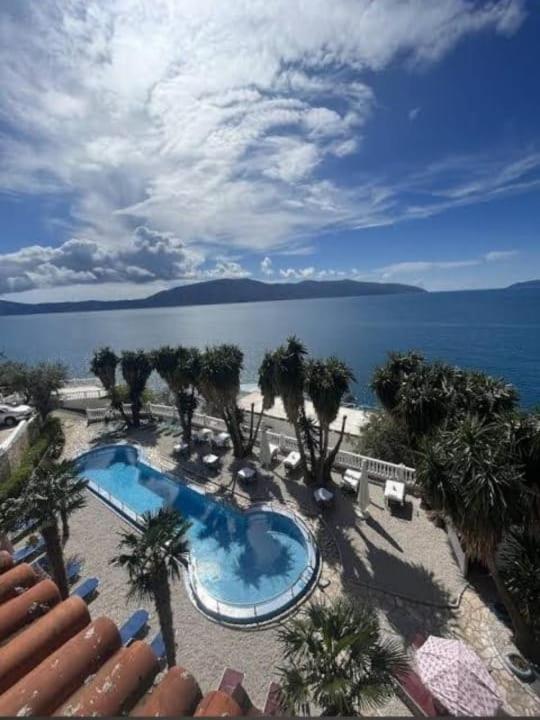 Blue Holiday Hotel
