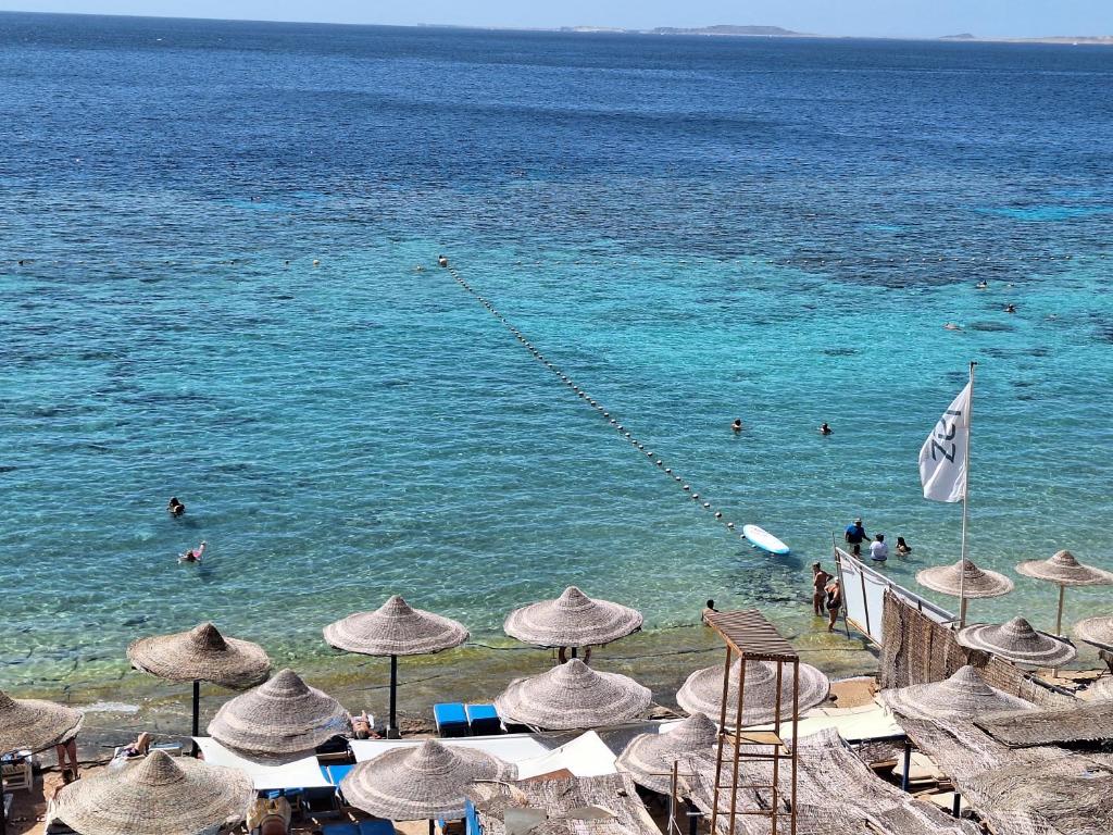 Sham El Qamarin Resort