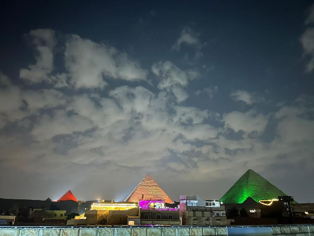 Falcon Pyramids Hotel