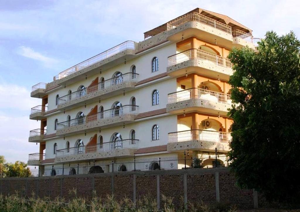 Layla Eco Hotel