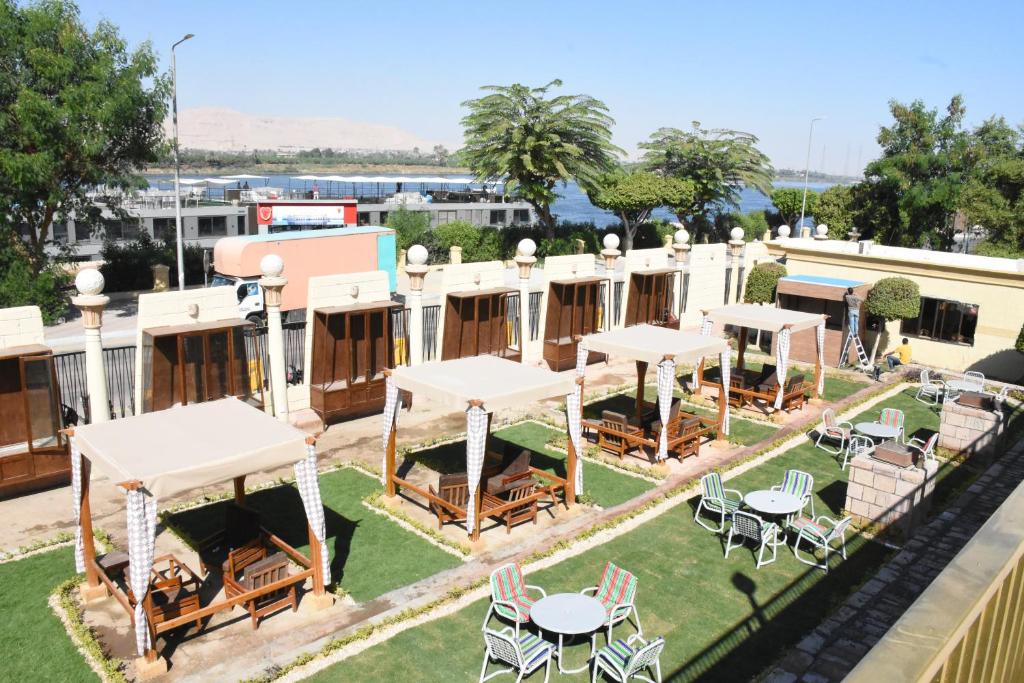Jewel Hotel
