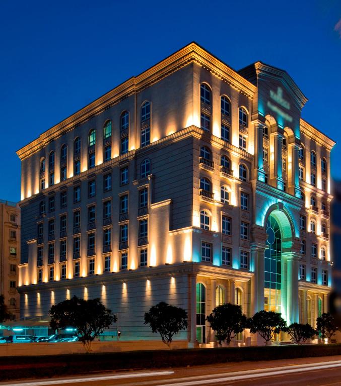 Warwick Hotel
