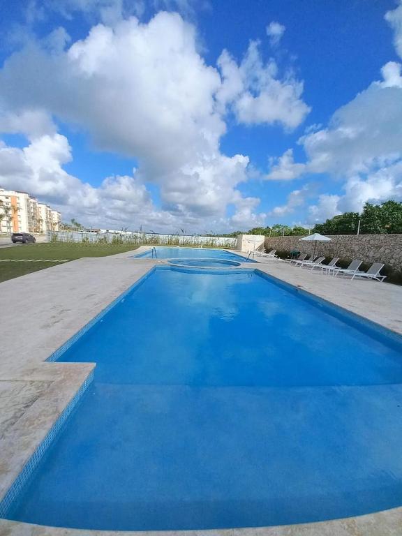 Pool Breeze