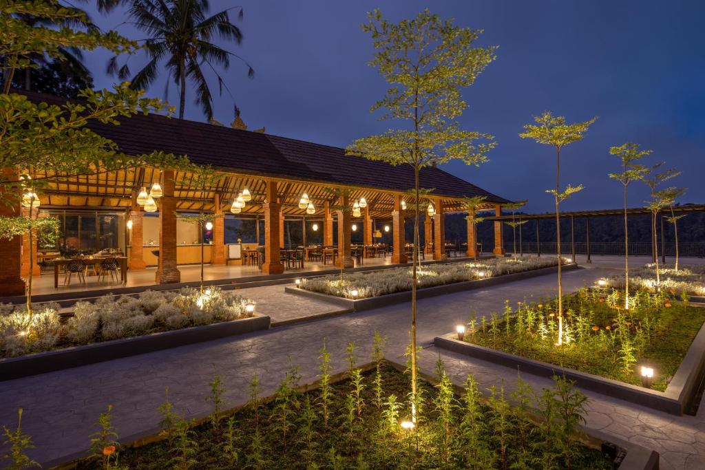 Tapa Agung View