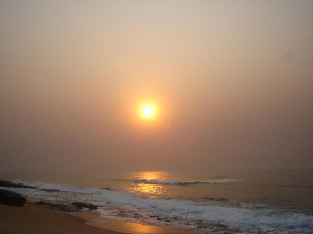 Ko - Sa Beach Resort